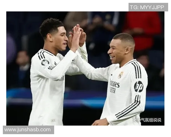 足球场上的全能王者:一位球星如何在多个位置上统治比赛